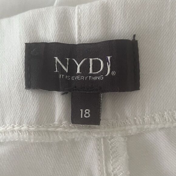 NWT NYDJ Women's Alina Jeans Size 18 Lift x Tuck Pull On Skinny Optic White - Picture 11 of 14